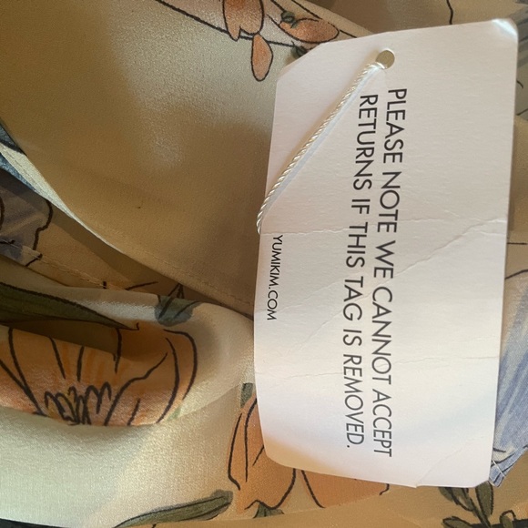 NWT Yumi Kim Silk * See video *White Floral wrap Dress Sz Small STUNNING 🤩 - Picture 6 of 6